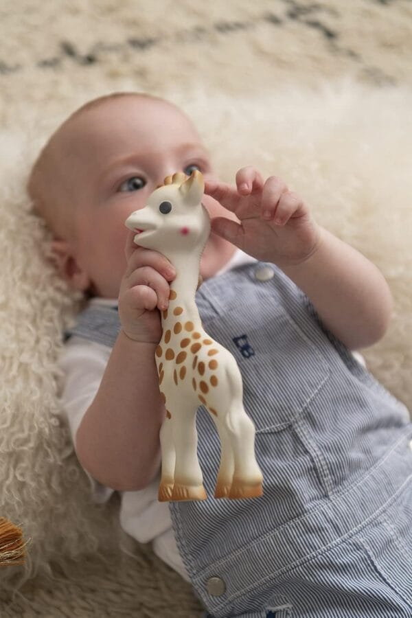 Sophie la girafe So'Pure My Birth Outfit White - Image 2