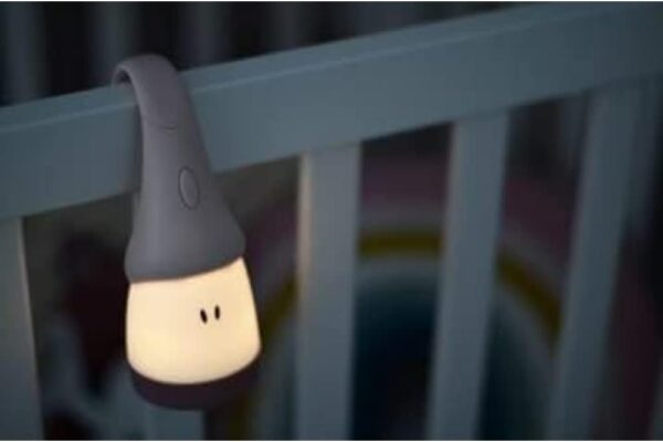 Beaba Pixie Torch 2 in 1 Movable Night Light ChalkPink - Image 5