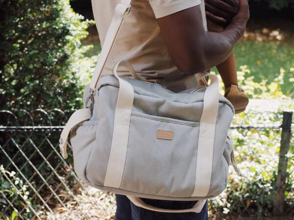 Beaba Paris Changing Bag Light Mist - Image 4
