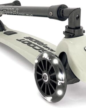 Scoot & Ride Highwaykick 3 LED Ash