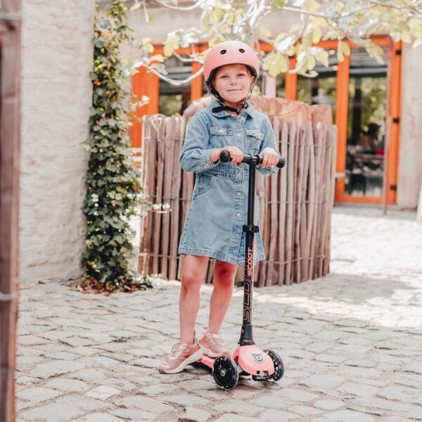 Scoot & Ride Highwaykick 3 LED Peach - Image 3
