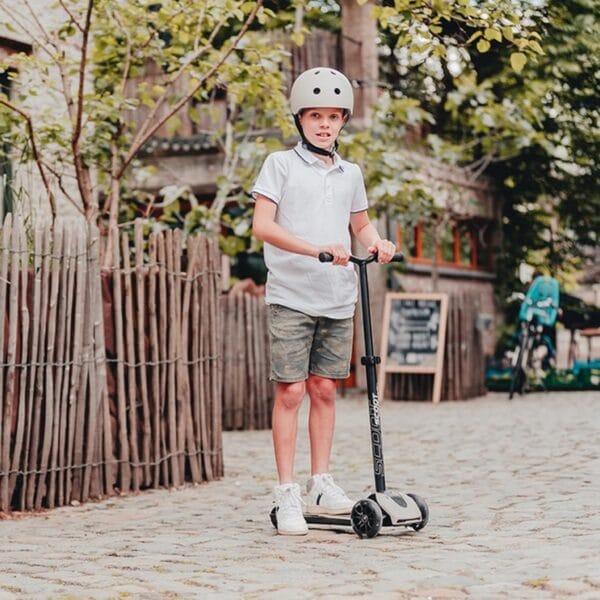 Scoot & Ride Highwaykick 5 LED Ash - Image 5