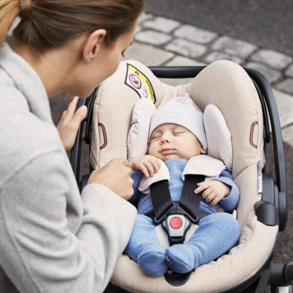 Stokke Besafe Izi Go Modular X1 Black - Image 5